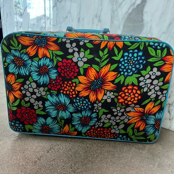 Vintage Daisy luggage retro luggage Floral print overnight bag vintage suitcase - Picture 4 of 11